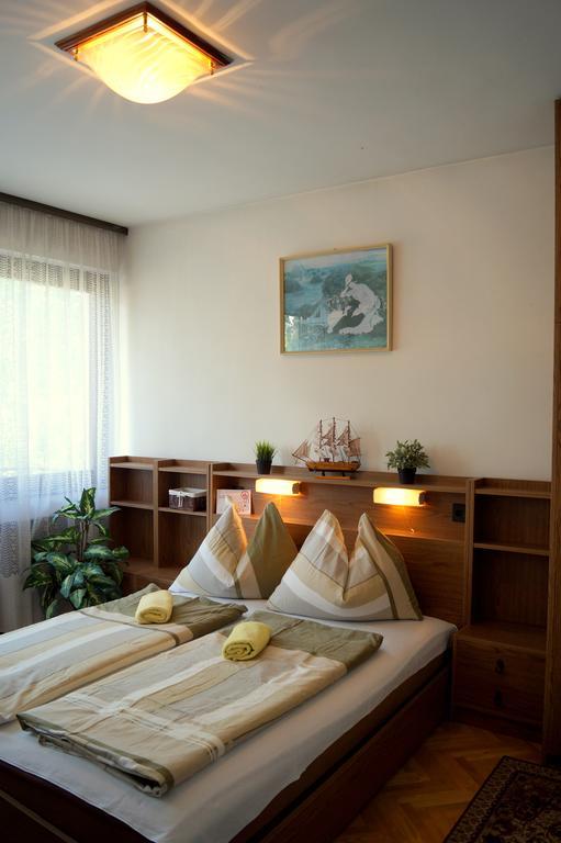 Sophie'S Guesthouse Siofok Exterior photo